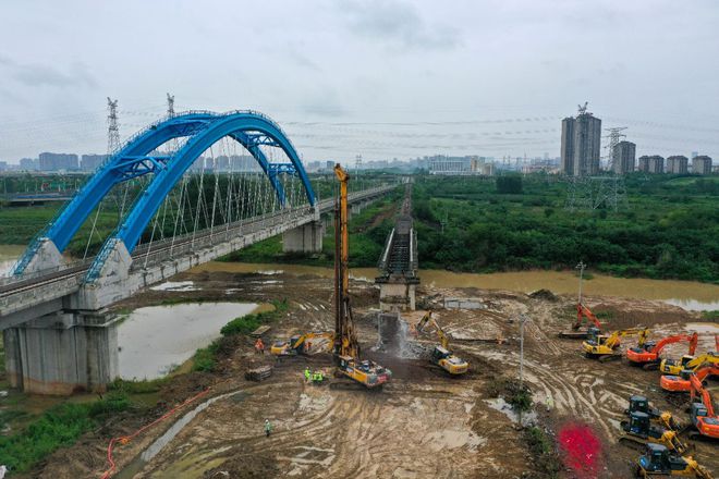 引江濟(jì)淮工程新篇章 最后一處鐵路改建工程開(kāi)工，網(wǎng)絡(luò)工程同步推進(jìn)